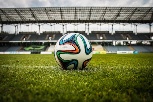 Jogos de Futebol Hoje 17/09, Onde Assistir e Programação